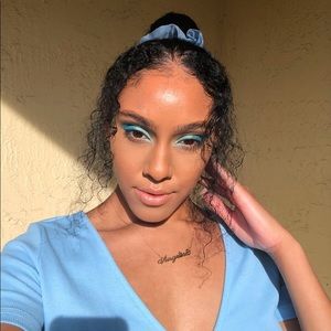 Meet your Posher, Angelica